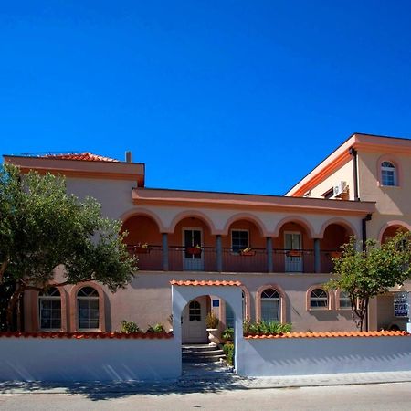 Ferienwohnung Villla Brigitte Tučepi Exterior foto