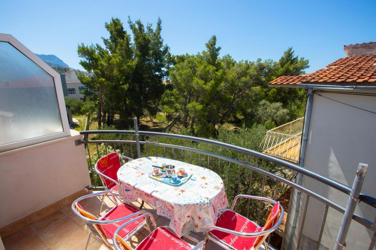Ferienwohnung Villla Brigitte Tučepi Exterior foto