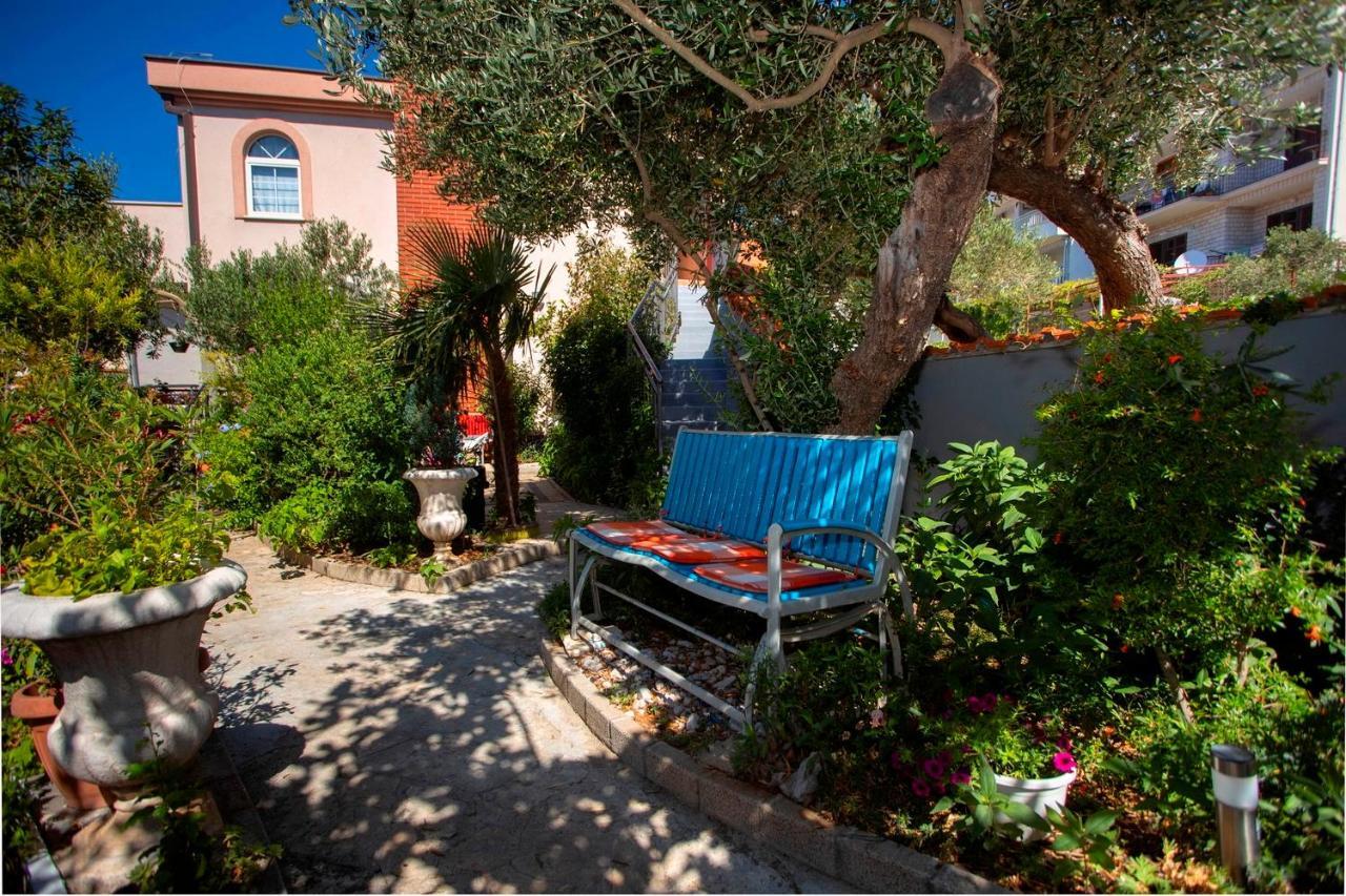 Ferienwohnung Villla Brigitte Tučepi Exterior foto