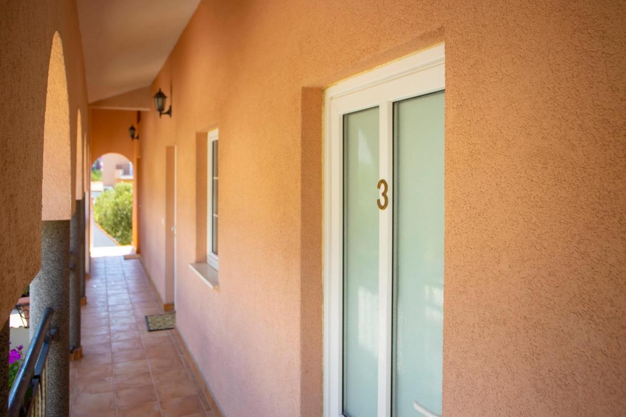 Ferienwohnung Villla Brigitte Tučepi Exterior foto