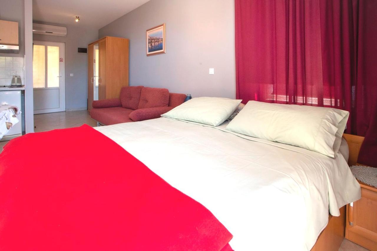 Ferienwohnung Villla Brigitte Tučepi Exterior foto
