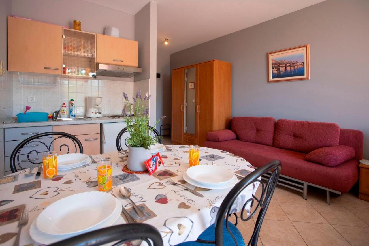 Ferienwohnung Villla Brigitte Tučepi Exterior foto
