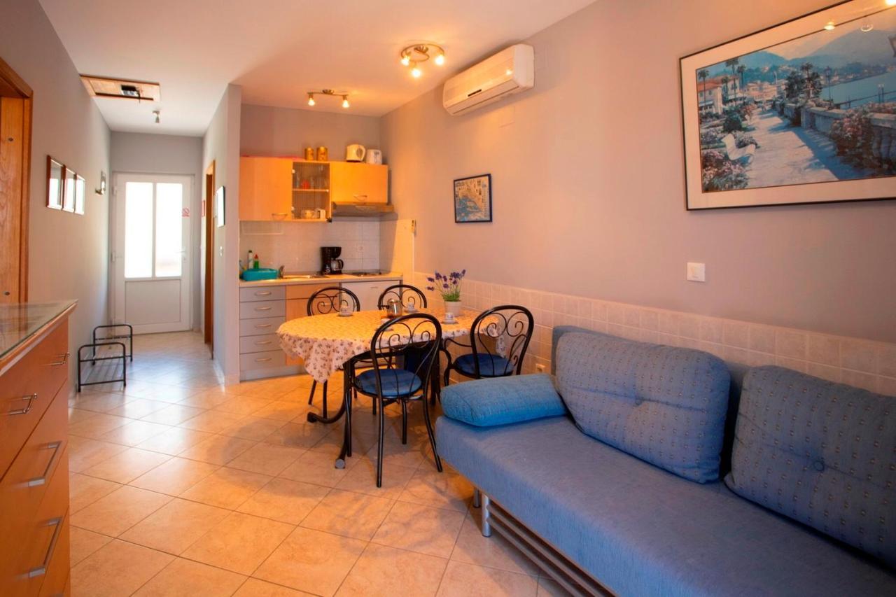 Ferienwohnung Villla Brigitte Tučepi Exterior foto