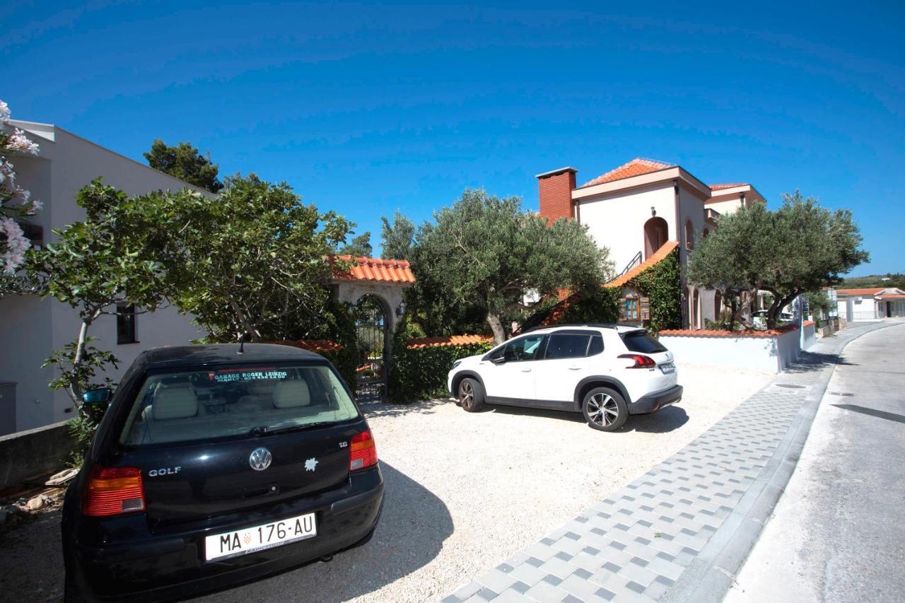 Ferienwohnung Villla Brigitte Tučepi Exterior foto