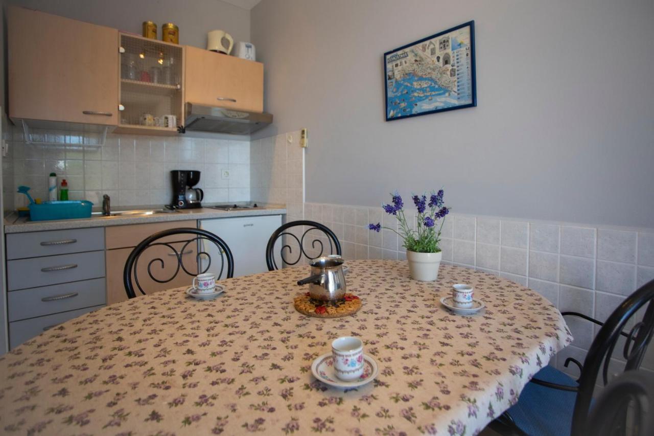 Ferienwohnung Villla Brigitte Tučepi Exterior foto